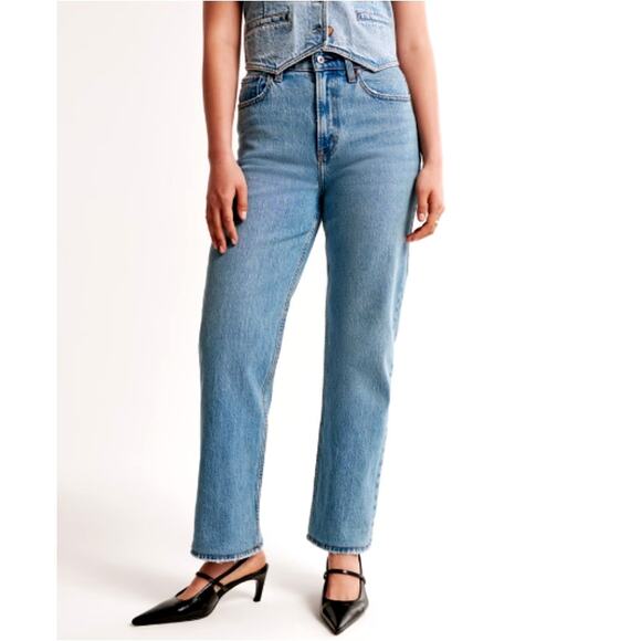 Abercrombie & Fitch Blue Curve Love High Rise Vintage Straight Jeans Short 27 - Picture 1 of 11